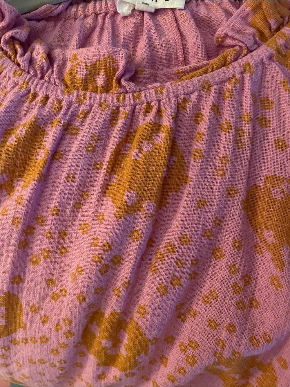 THML Pink Floral Top size M - Picture 3 of 5